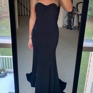 JAY GODFREY Black Gown